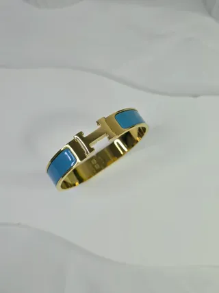 Bracciale rigido stile "H" smaltato turchese