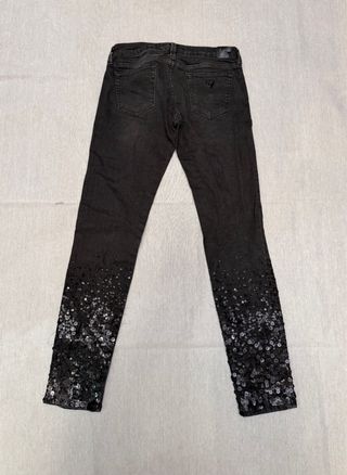 Pantalones Guess negros con lentejuelas