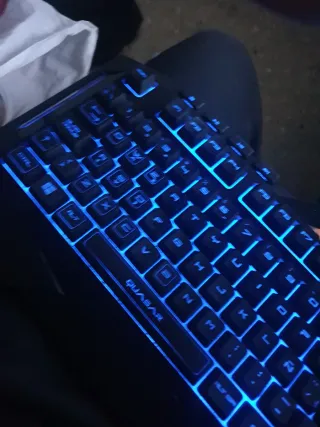 Teclado Gaming Quasar Retroiluminado Azul