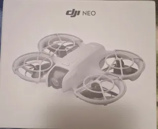 Dron DJI Neo