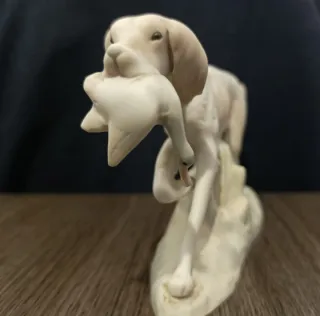 Porcelana Tang "perro Caza con pato"