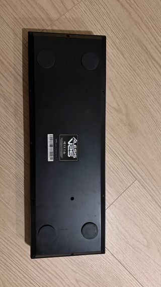 Teclado MIDI Alesis V25