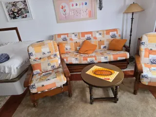 Sofá cama tela y madera