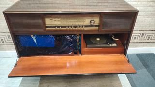 Mueble Radio Tocadiscos Vintage Grundig