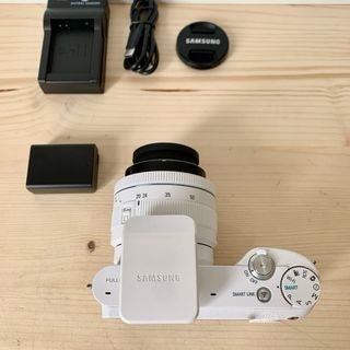 Fotocamera mirrorless Samsung NX1000