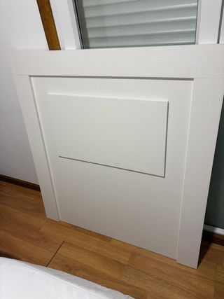 Cabecero de cama de madera blanco