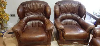 Tresillo de piel marrón