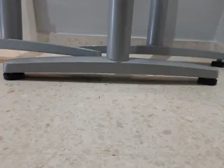 Pie de mesa escritorio metal y plástico