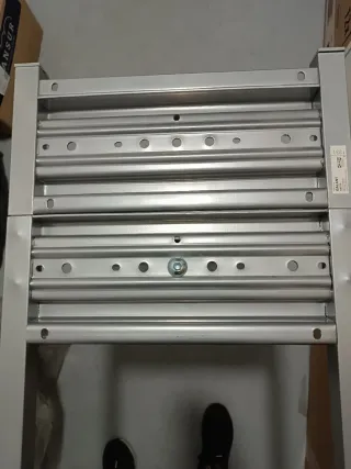 Pie de mesa escritorio metal y plástico