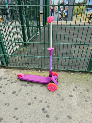 Patinete infantil 3 ruedas morado