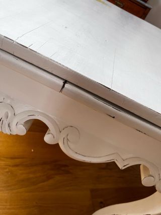 Mesa vintage extensible decapado en blanco