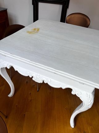Mesa vintage extensible decapado en blanco
