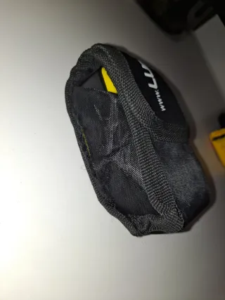 Pinza de disco Luma con 2 llaves y funda