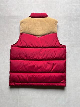 Levi’s Puffer Vest Unisix  Rojo con Pana XS Amplia