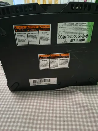 Xbox Clásica Negra + Mando y Cables