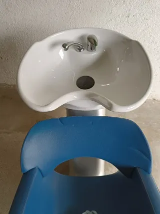 Lavacabezas azul diseño piel