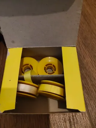 Cintas Kores para máquina de escribir antigua