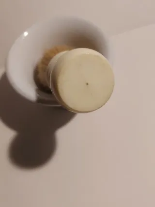 Pennello da barba e ciotola ceramica vintage