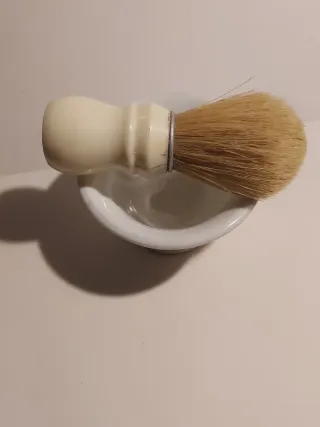 Pennello da barba e ciotola ceramica vintage
