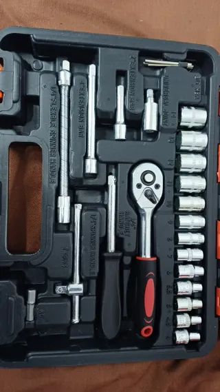 Maletín de herramientas 53 piezas – Juego