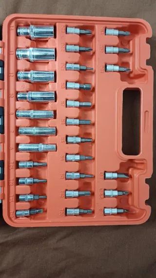 Maletín de herramientas 53 piezas – Juego