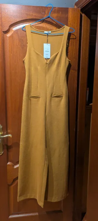 Mono marrón tostado Zara talla L