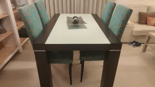 Aparador, mesa comedor extensible y 6 sillas