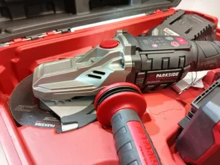 Amoladora PARKSIDE 20V con Batería y Cargador