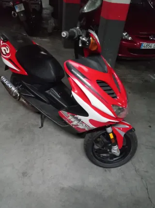 Yamaha Aerox R Biaggi Scooter