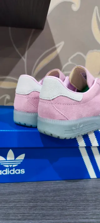 Adidas BRMD W Rosa Talla 40