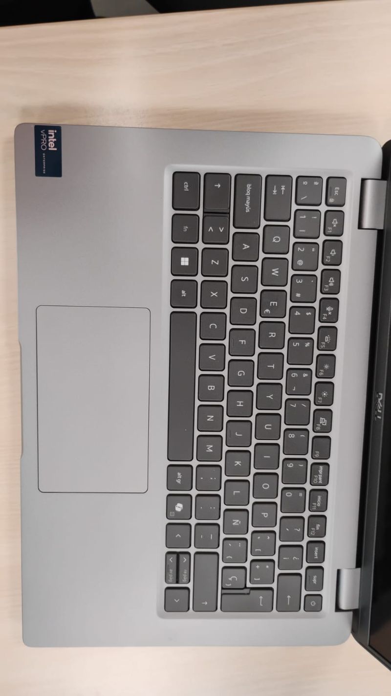 Portátil Dell Latitude 5450 Intel Core Ultra 5 afbeelding 4