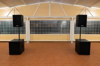 Equipo Sonido Profesional JBL con etapas