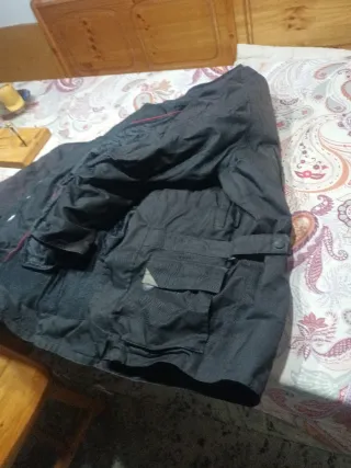 Chaqueta de moto para hombre.