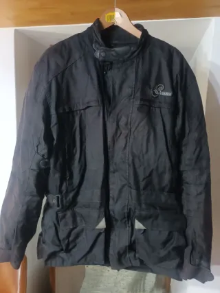 Chaqueta de moto para hombre.