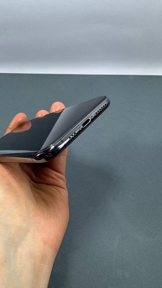 iPhone XS 256GB Space Gray