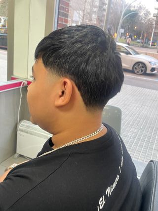 Ofrezco mis servicios como barbero a domicilio