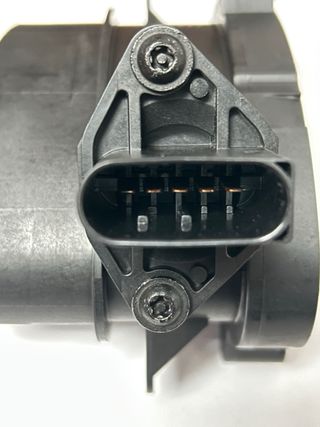 Caudalímetro BMW E46 150 CV Bosch CONEXION 5 PINES