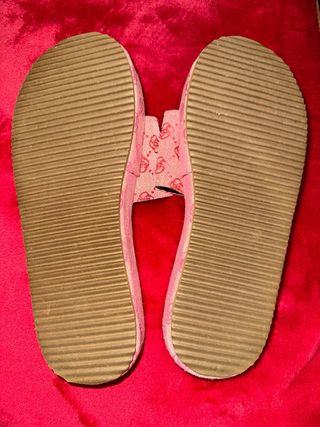 Sandalias Guess rosas con logo