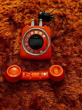 Teléfono Inalámbrico Grundig Naranja