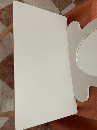 Tocador infantil blanco con espejo ovalado