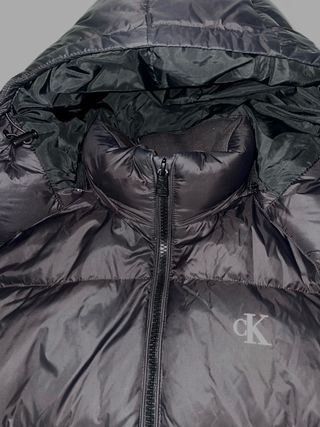 Abrigo Calvin Klein Jeans Negro Plumas