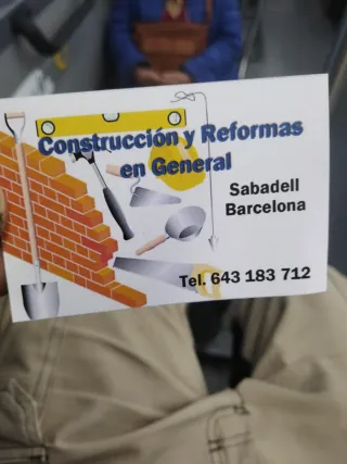 REFORMAS DE COCINAS Y BAÑOS Alisar paredesy pintur