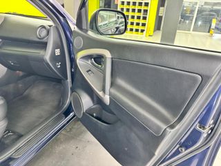 Toyota RAV4 2006