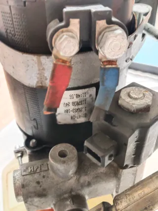 Bomba Hidráulica con Depósito