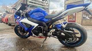 Suzuki GSXR 750 K7