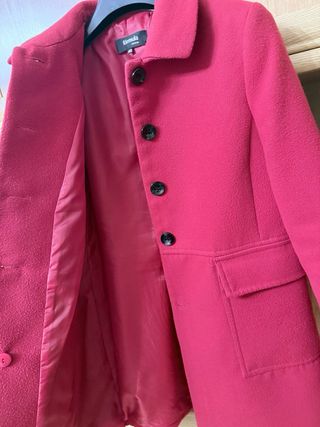 Abrigo paño rojo