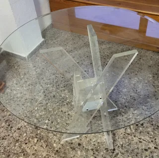Mesa redonda cristal y patas metacrilato