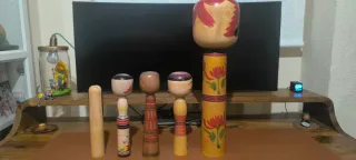 Bambole Kokeshi Vintage per Ziron