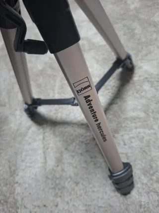 Trípode Manfrotto para cámara