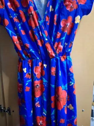 Vestido floral azul con rojo talla única